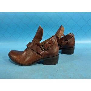 Matisse Women's Leather Raiders Double Buckle Ankle Boots Size 8